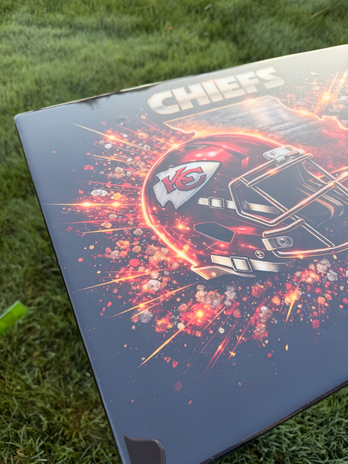 Kansas City Chiefs NFL Tray Table – Folding Game Day Table | Chiefs Fan Man Cave Decor